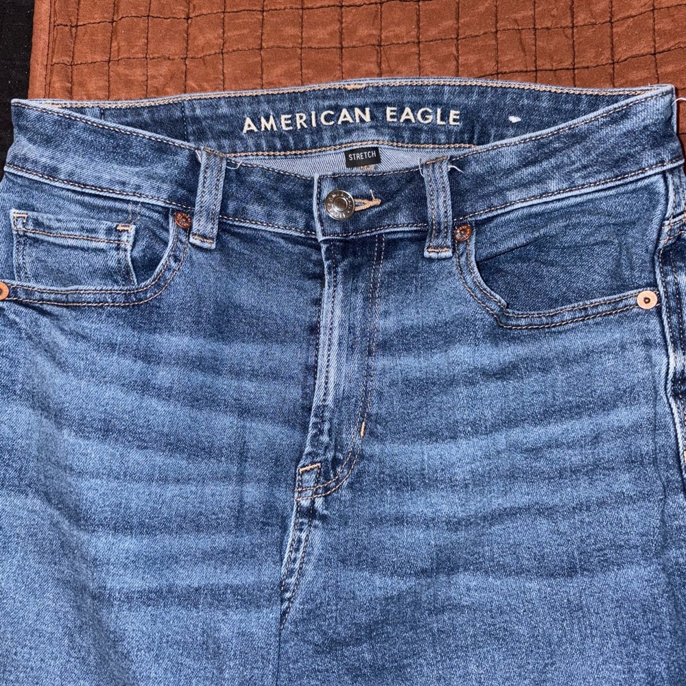 American Eagle Outfitters Slim Straight Stretch Mom Jeans